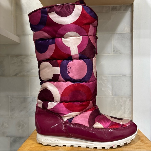 HTF Coach Jolt Signature Puff Snow Boots Women’s 7.5 B Pink $248 - Picture 1 of 16